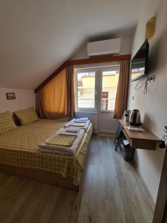 Guest Rooms Kostovi Nesebar Ngoại thất bức ảnh